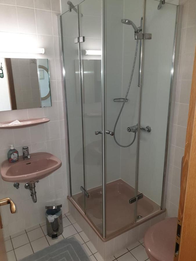Böbingen an der Rems Hotel Schweizerhof מראה חיצוני תמונה