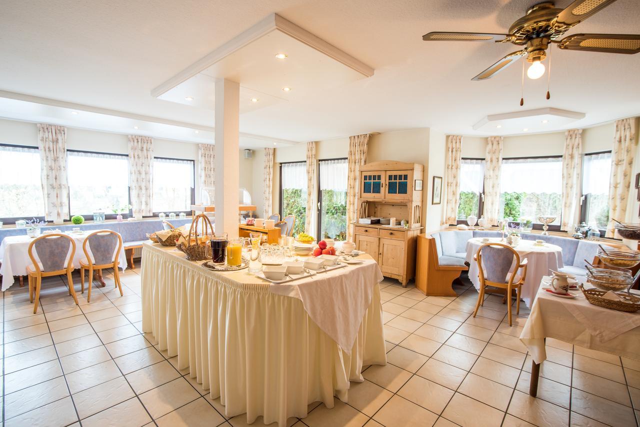 Böbingen an der Rems Hotel Schweizerhof מראה חיצוני תמונה
